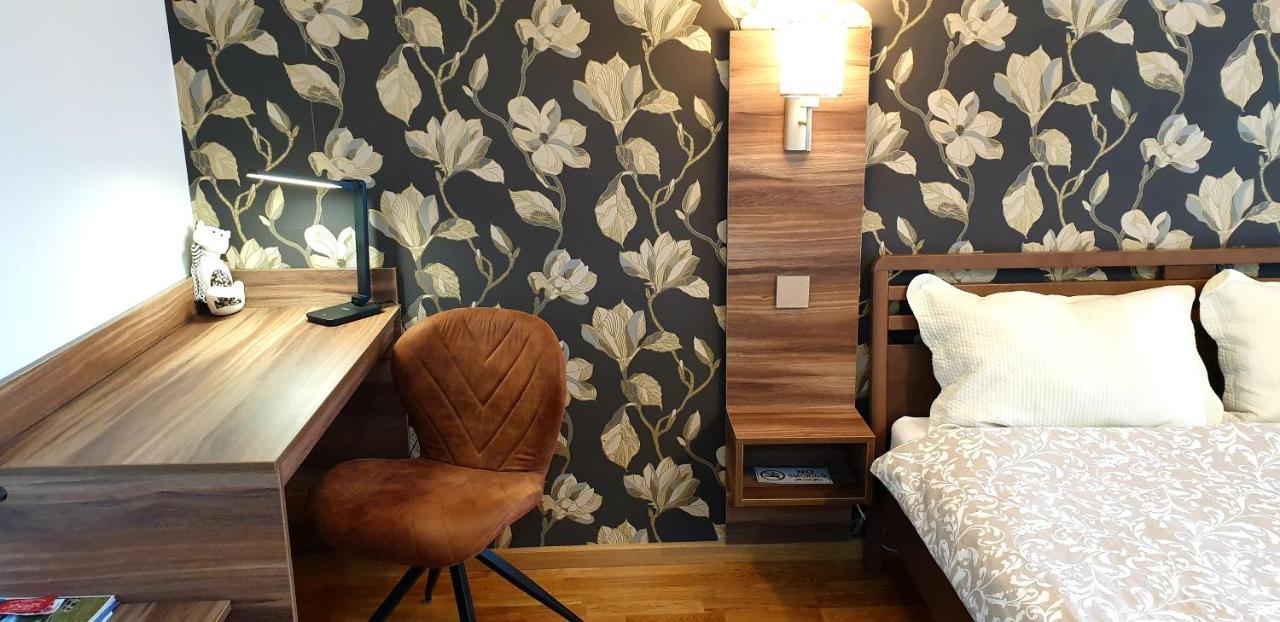Uki-Modern Apartment With Parking Νόβι Σαντ Εξωτερικό φωτογραφία